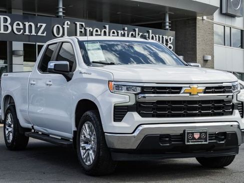 Used 2023 Chevrolet Silverado 1500 LT image 1