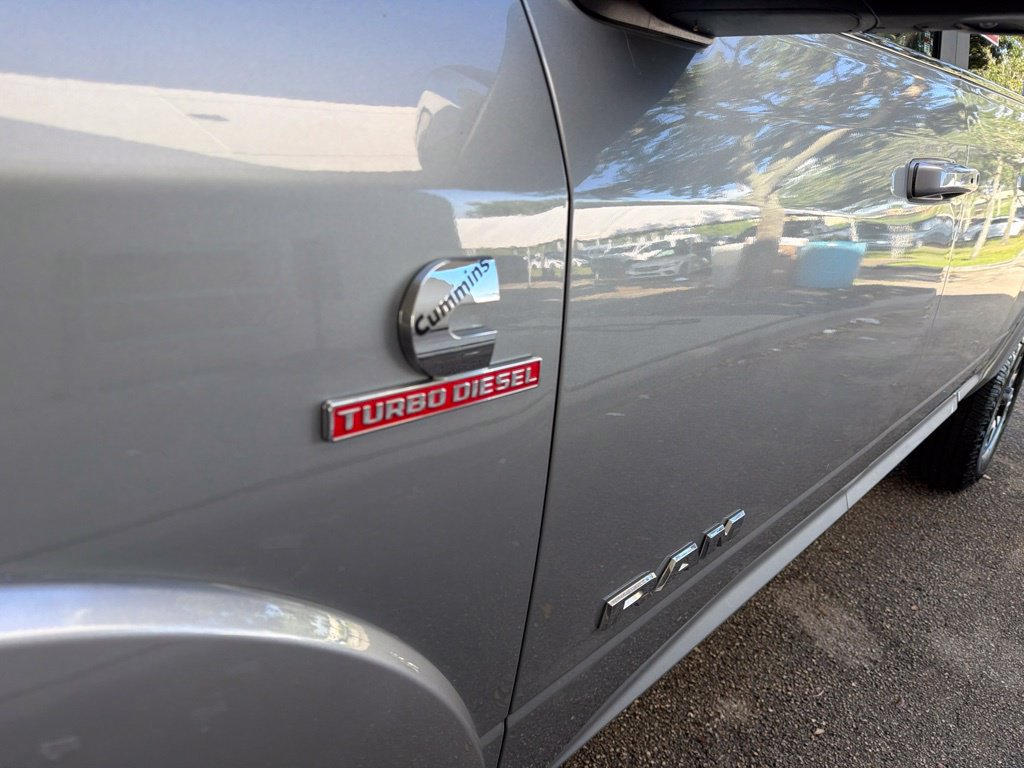 Used 2024 RAM 2500 Limited w/ Safety Group AWD/4WD image 16