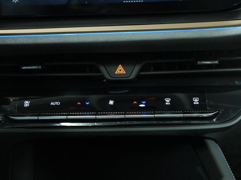 New 2025 Buick Envision Sport Touring image 40