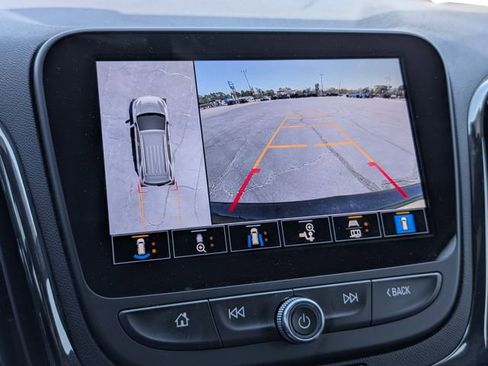 Used 2024 Chevrolet Equinox RS FWD image 18
