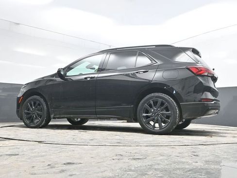 Used 2022 Chevrolet Equinox RS w/ RS Leather Package image 35