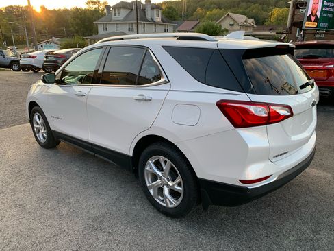 Used 2018 Chevrolet Equinox Premier image 3