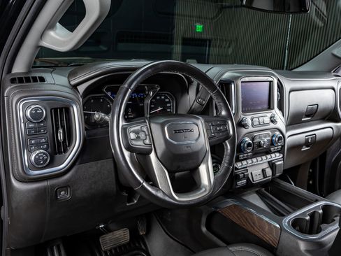 Used 2022 GMC Sierra 2500 Denali image 17