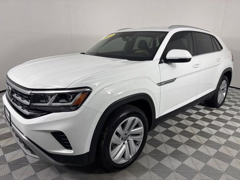 Used 2022 Volkswagen Atlas Cross Sport SE image 9