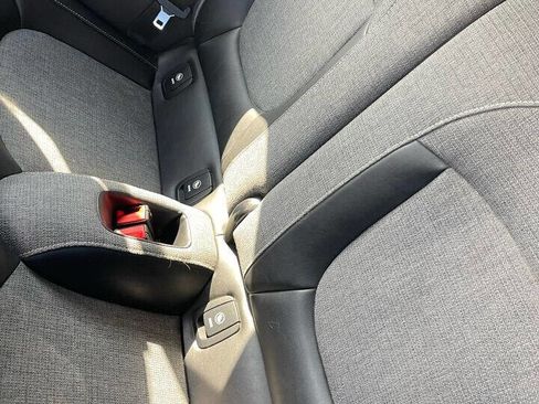 Used 2018 MINI Cooper S image 16