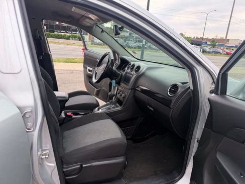 Used 2013 Chevrolet Captiva Sport LT FWD image 15