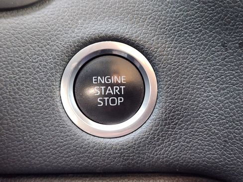 Used 2022 Toyota Tundra Limited image 22