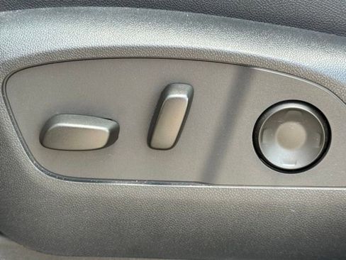 Used 2024 Chevrolet Traverse RS w/ LPO, Floor Liner Package image 21