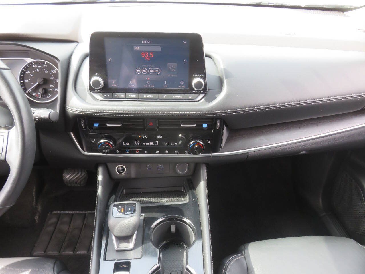Used 2021 Nissan Rogue SL AWD/4WD image 16
