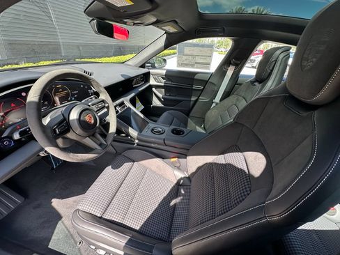 New 2026 Porsche Taycan RWD image 4