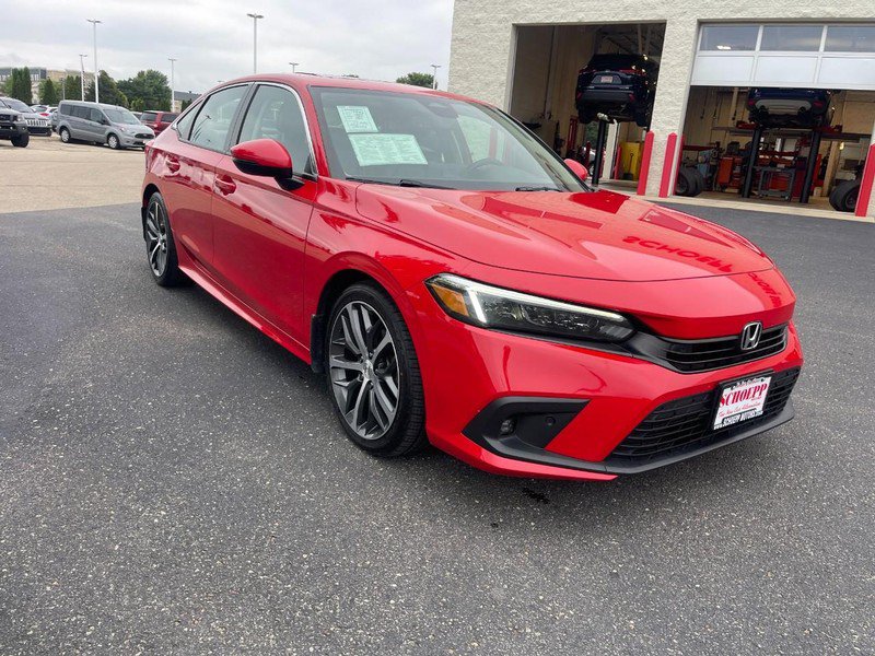 Used 2022 Honda Civic Touring image 2