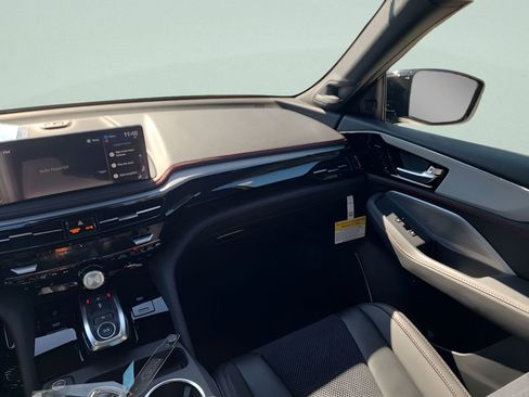 New 2026 Acura MDX A-Spec image 3