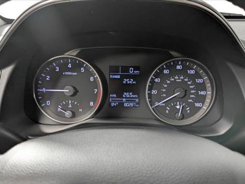 Used 2018 Hyundai Elantra SE FWD image 26