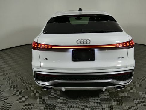 New 2025 Audi Q5 Premium Plus image 4