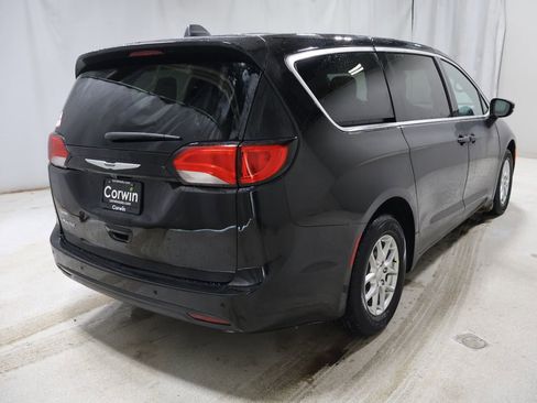 New 2026 Chrysler Voyager LX image 4