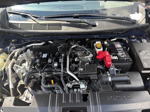 Used 2026 Nissan Kicks SR AWD/4WD image 30