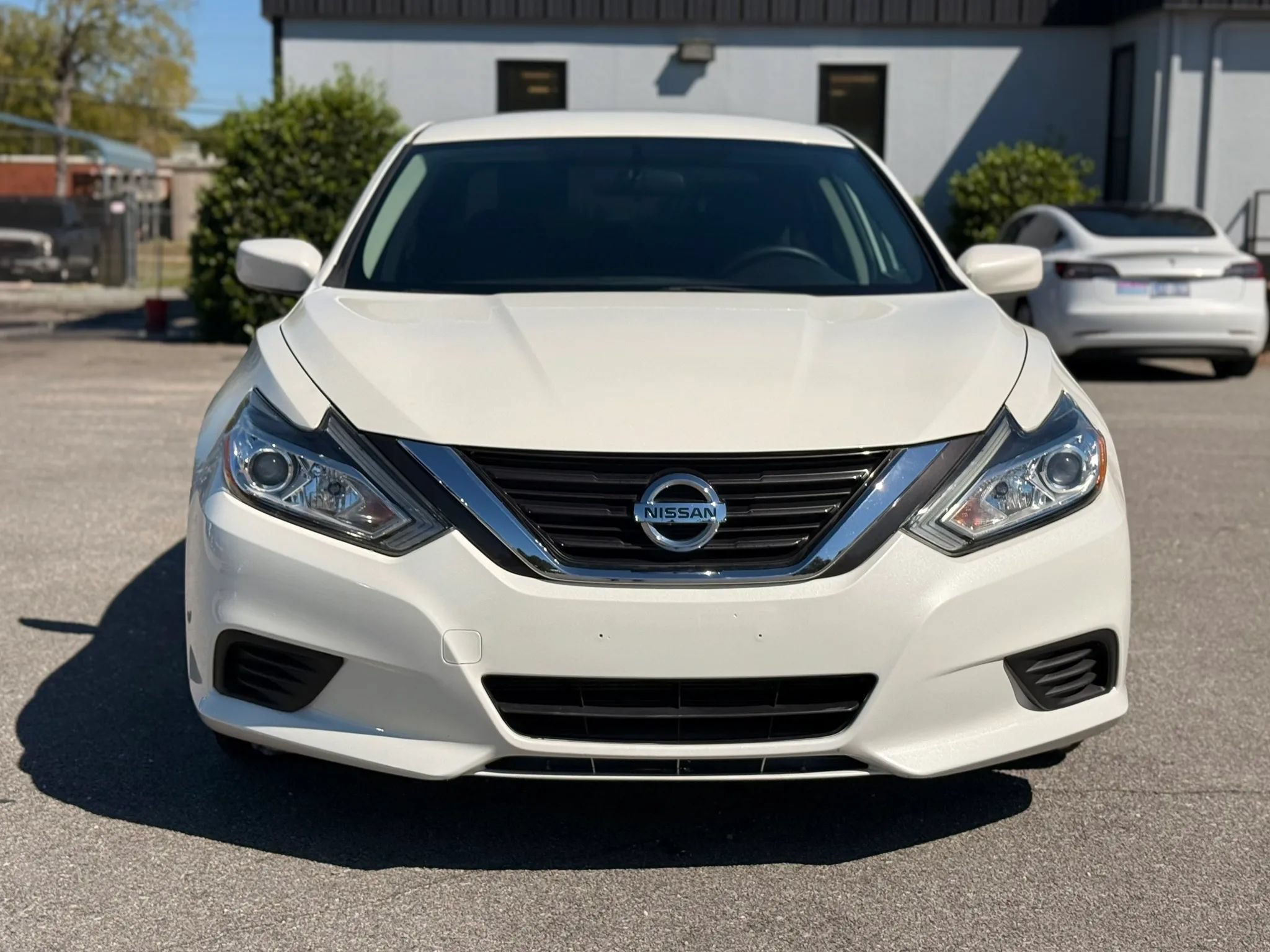 Used 2017 Nissan Altima 2.5 S w/ Power Driver Seat Package FWD image 4