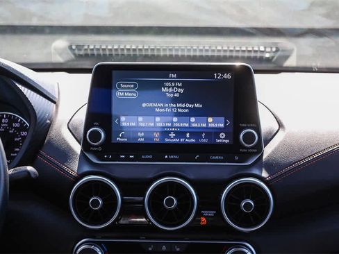 Used 2023 Nissan Sentra SR w/ SR Premium Package image 17