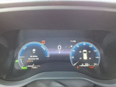 Used 2025 Toyota Sienna Platinum image 25