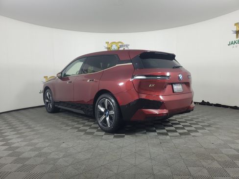 Certified 2025 BMW iX xDrive50 image 5