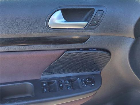 Used 2014 Volkswagen Jetta TDI FWD image 9