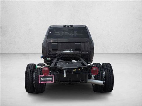 New 2026 RAM 4500 4x4 Crew Cab DRW w/ Laramie Trim Package image 8