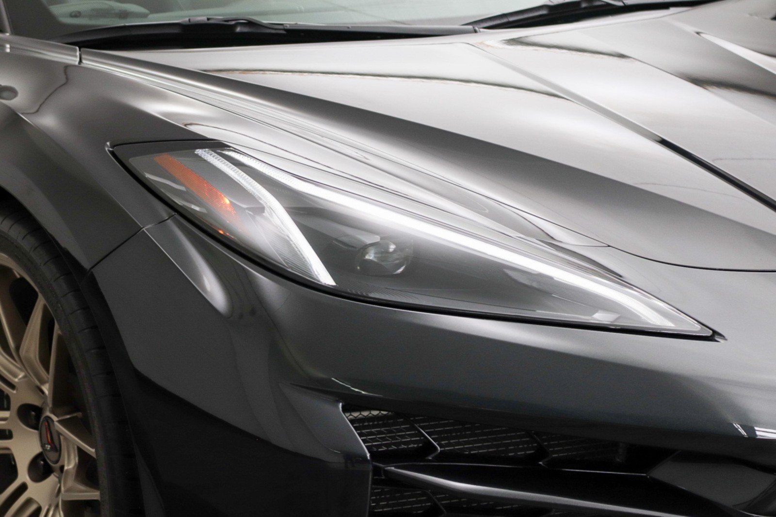 Used 2024 Chevrolet Corvette Z06 RWD image 17