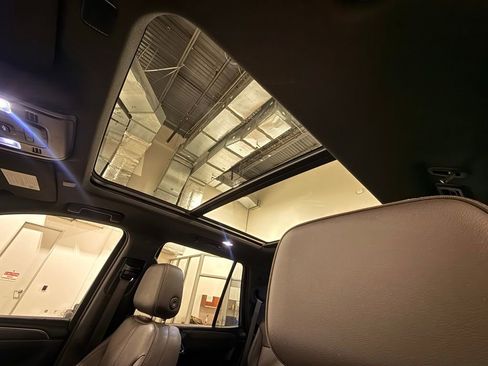 Used 2022 Chevrolet Tahoe RST w/ Luxury Package image 18