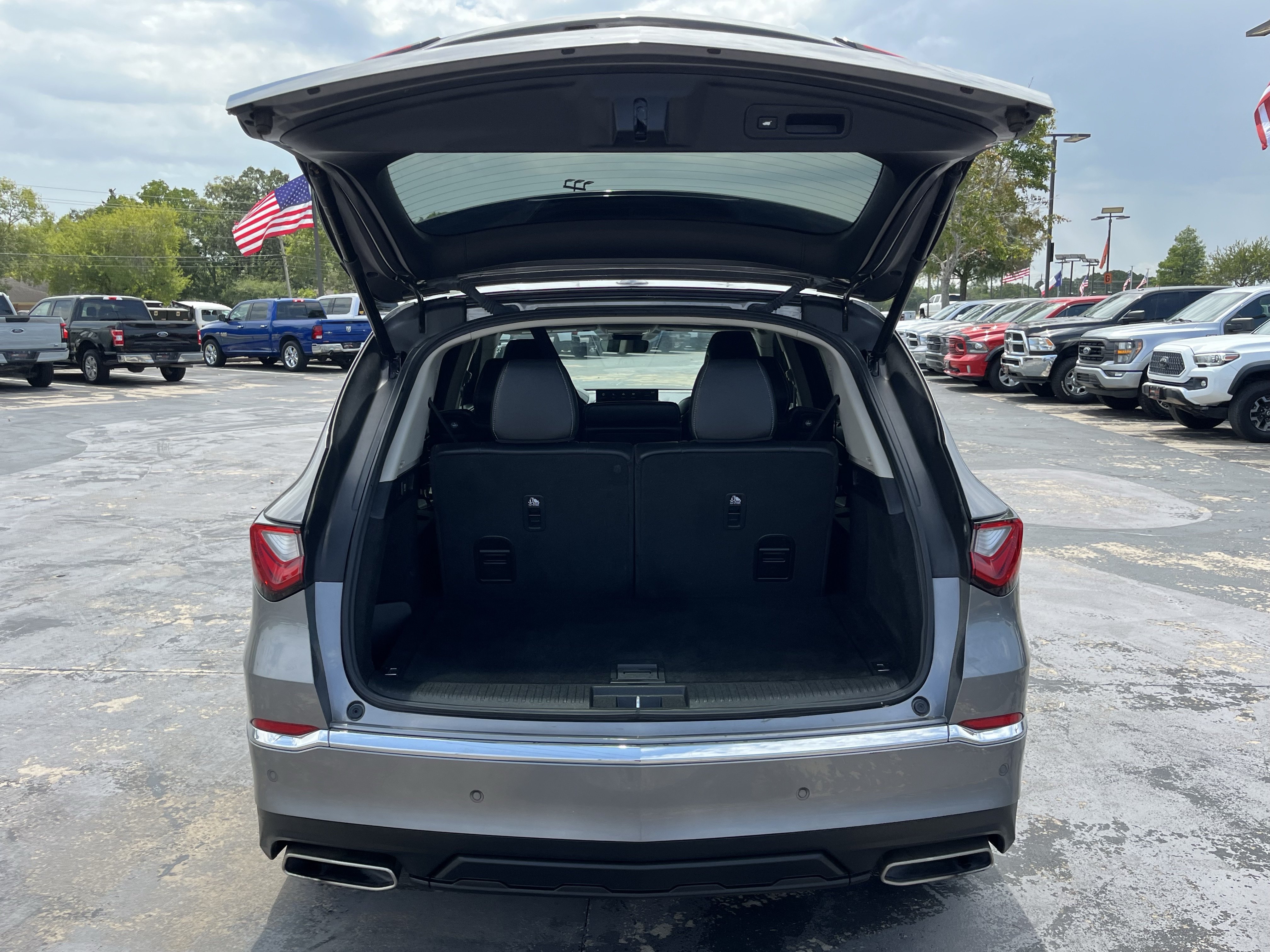Used 2022 Acura MDX w/ Technology Package FWD image 14