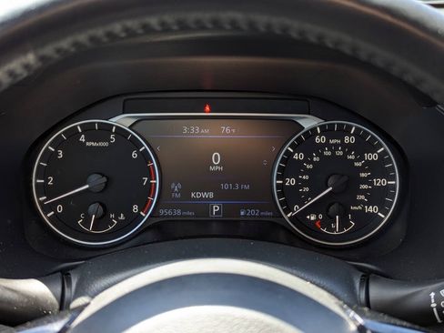 Used 2019 Nissan Altima 2.5 SV AWD/4WD image 19