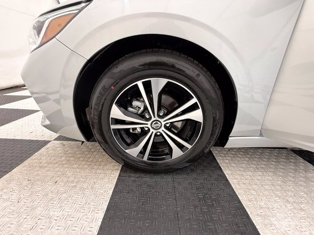 Used 2023 Nissan Sentra SV FWD image 9