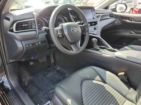 Used 2024 Toyota Camry SE w/ Convenience Package FWD image 19
