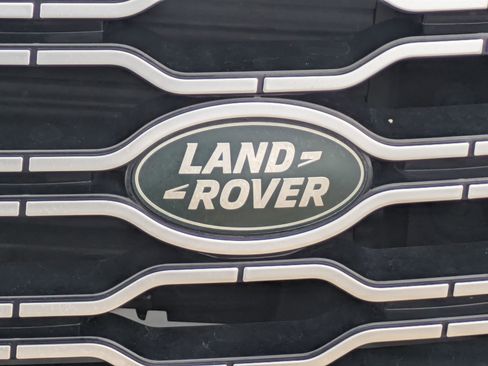 Used 2022 Land Rover Range Rover P525 Westminster Edition image 32