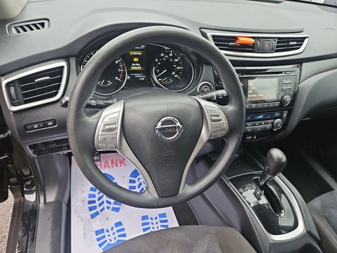 Used 2015 Nissan Rogue SV AWD/4WD image 13