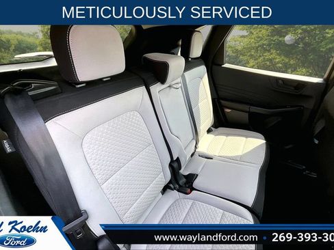 Used 2023 Ford Escape Active AWD/4WD image 26