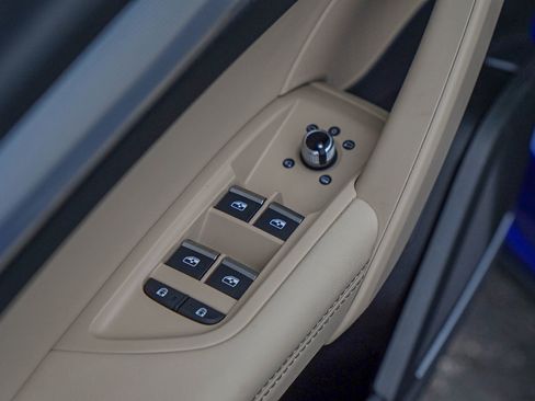 Certified 2025 Audi Q5 2.0T Premium Plus w/ Premium Plus Package image 22