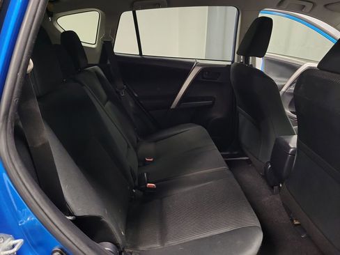Used 2017 Toyota RAV4 LE image 20