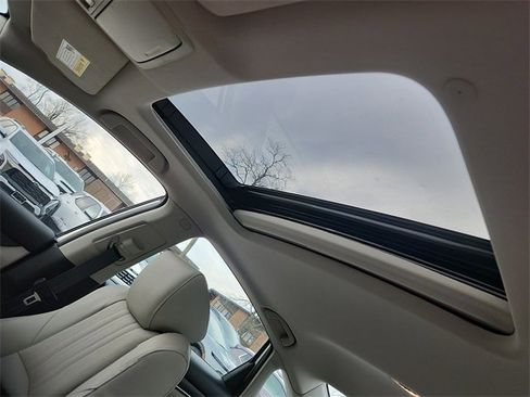 Used 2018 Honda Accord Touring image 14