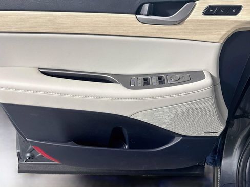 Used 2024 Hyundai Palisade Limited AWD/4WD image 13