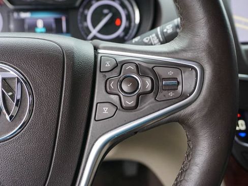 Used 2016 Buick Regal Premium w/ Driver Confidence Package #2 FWD image 21