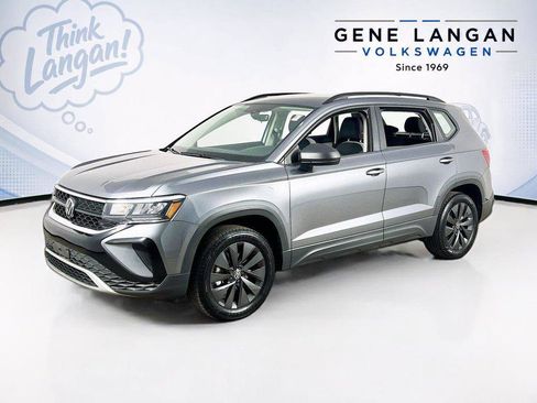 Certified 2023 Volkswagen Taos S FWD image 30