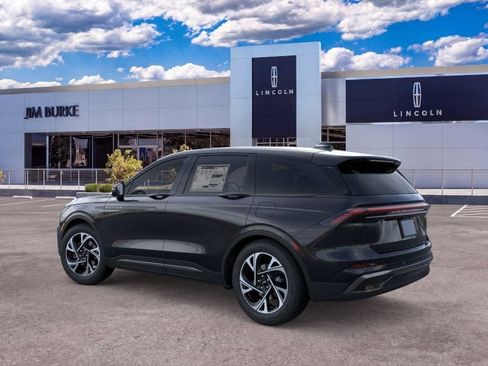 New 2026 Lincoln Nautilus Premier w/ Equipment Group 102A AWD/4WD image 4
