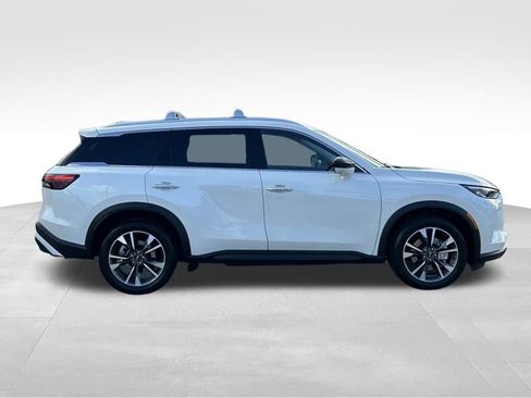 Used 2025 INFINITI QX60 Luxe FWD image 7
