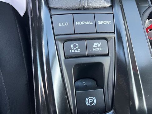 Used 2025 Toyota Camry LE FWD image 19