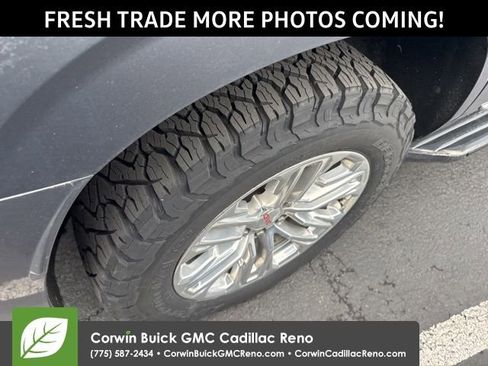 Used 2022 GMC Yukon SLT image 7