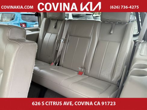 Used 2012 Ford Expedition Limited image 31
