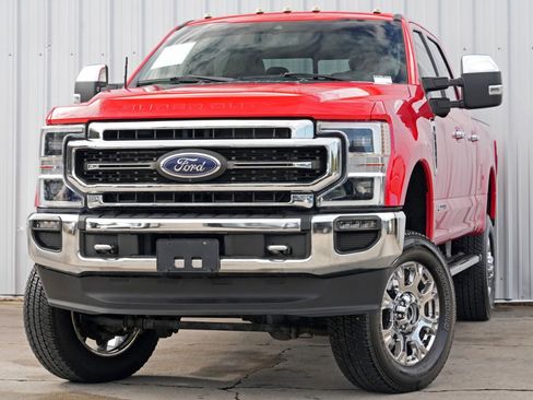 Used 2022 Ford F250 Lariat w/ Lariat Ultimate Package image 3