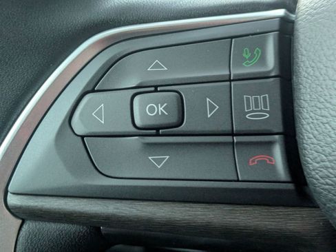 New 2025 Jeep Grand Cherokee L Limited image 15