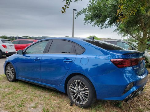 Used 2022 Kia Forte GT-Line w/ GT-Line Premium Package FWD image 6