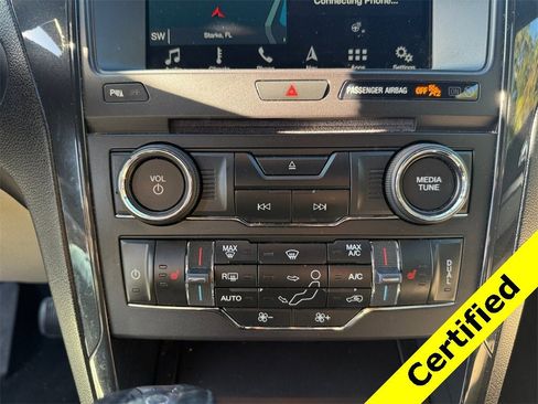 Used 2018 Ford Explorer XLT w/ Equipment Group 202A image 24